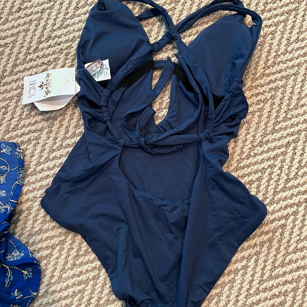 Becca swim plunge fine line bathing suit. NWT